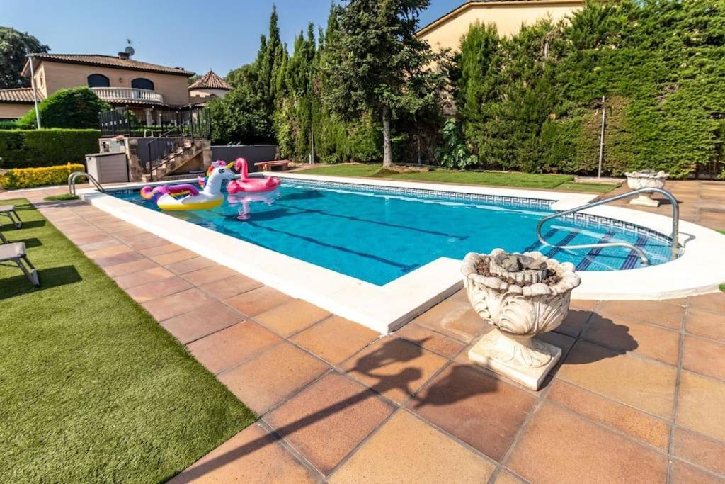 Casa Rural Con Piscina Privada, Barbacoa, Wifi Y Parking Incluido Viloví de Oñar المظهر الخارجي الصورة